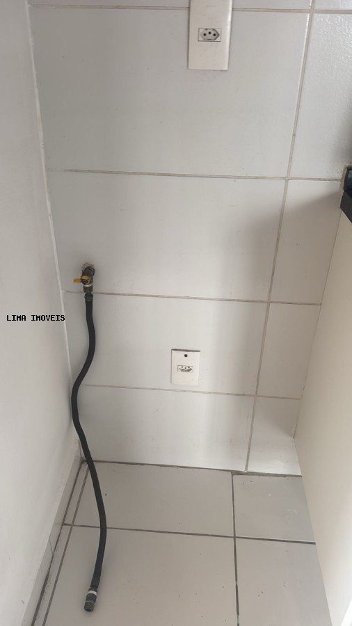 Apartamento para alugar com 2 quartos, 64m² - Foto 21