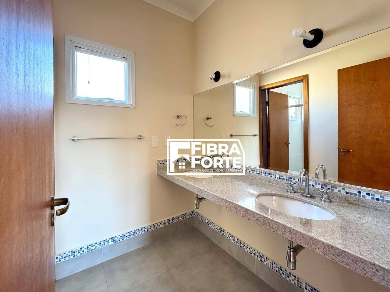 Casa de Condomínio à venda com 3 quartos, 220m² - Foto 22