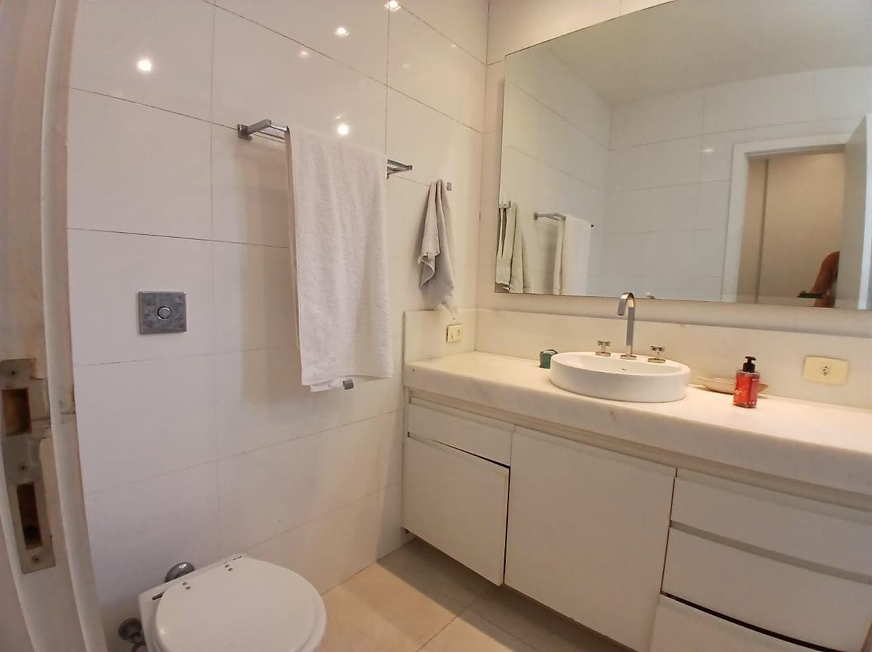 Apartamento à venda com 4 quartos, 194m² - Foto 29