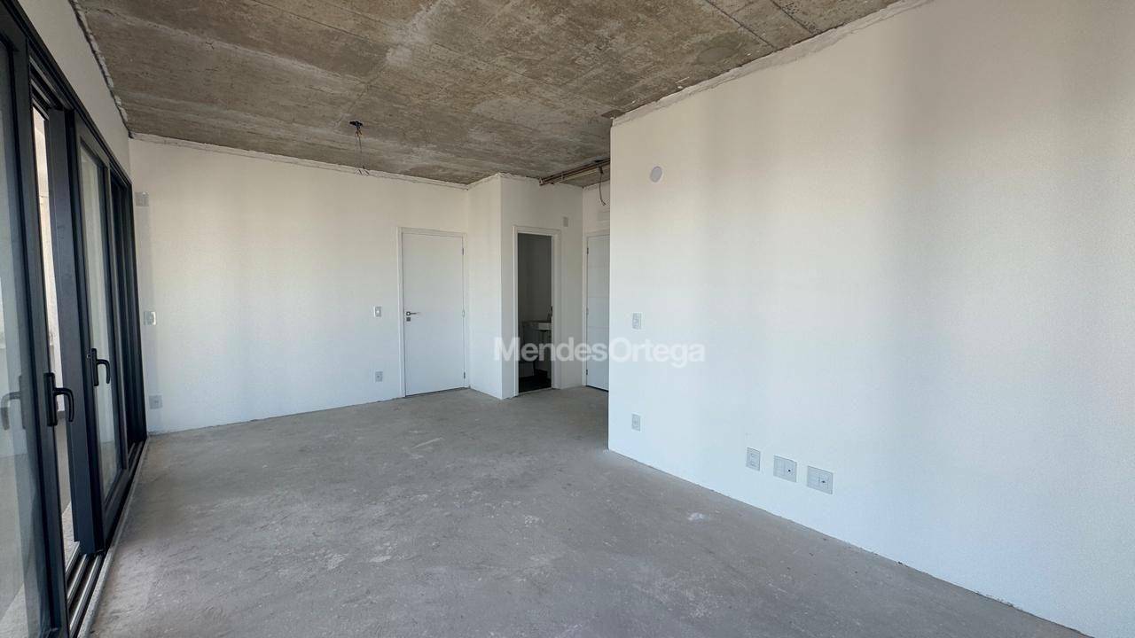 Apartamento à venda com 3 quartos, 151m² - Foto 7