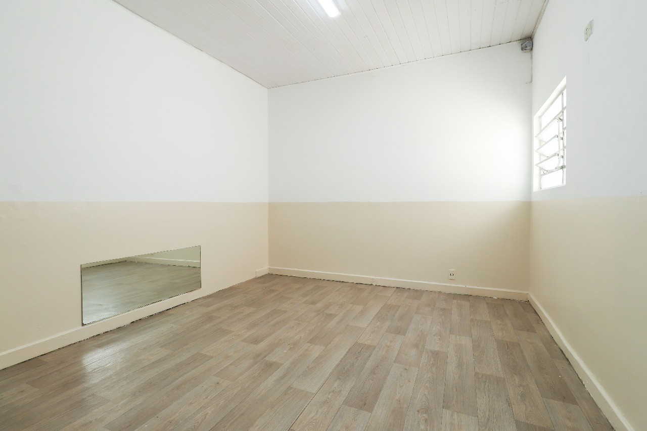 Casa à venda com 11 quartos, 250m² - Foto 28