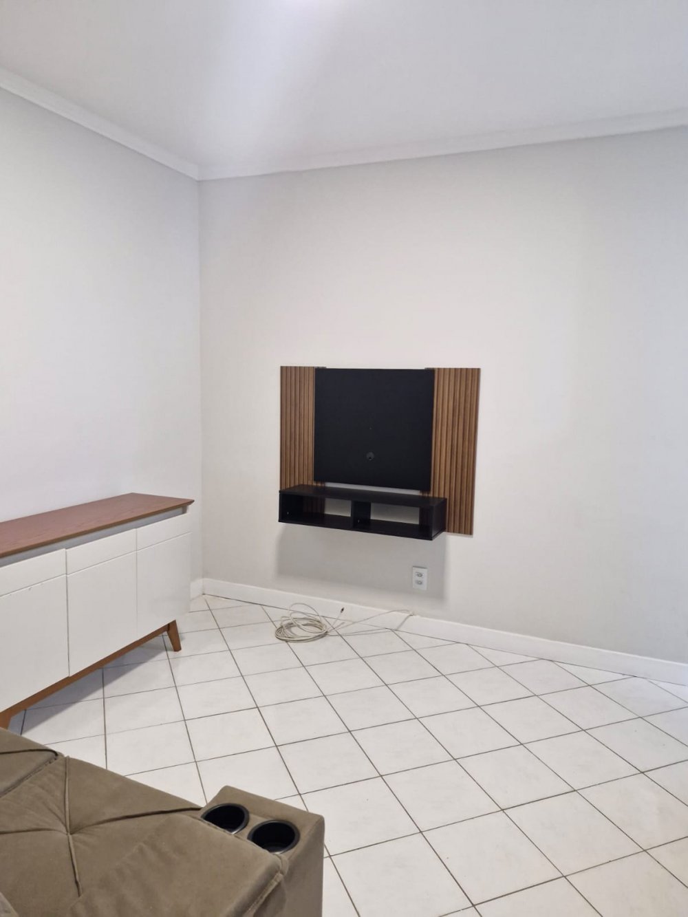 Apartamento para alugar com 1 quarto, 350m² - Foto 3