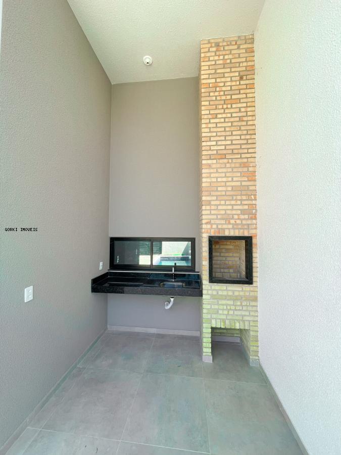 Casa à venda com 3 quartos, 115m² - Foto 3