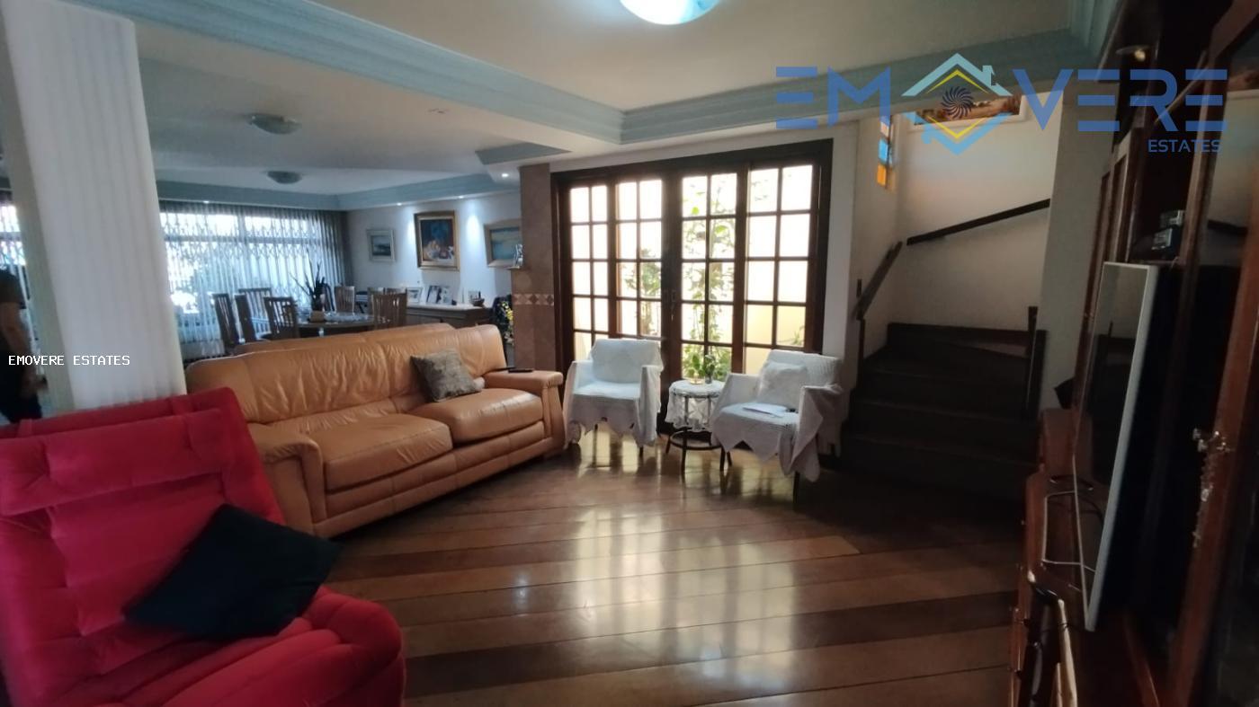 Prédio Inteiro à venda com 7 quartos, 359m² - Foto 1