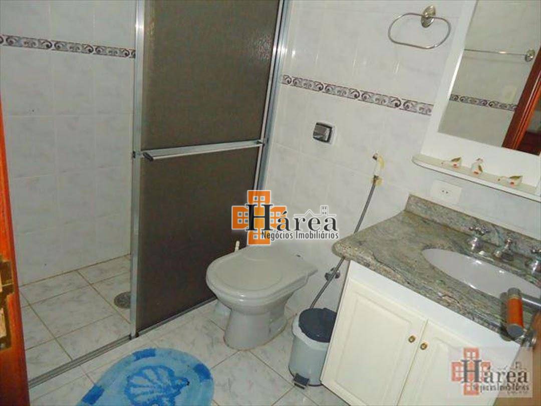 Sobrado à venda com 4 quartos, 316m² - Foto 29