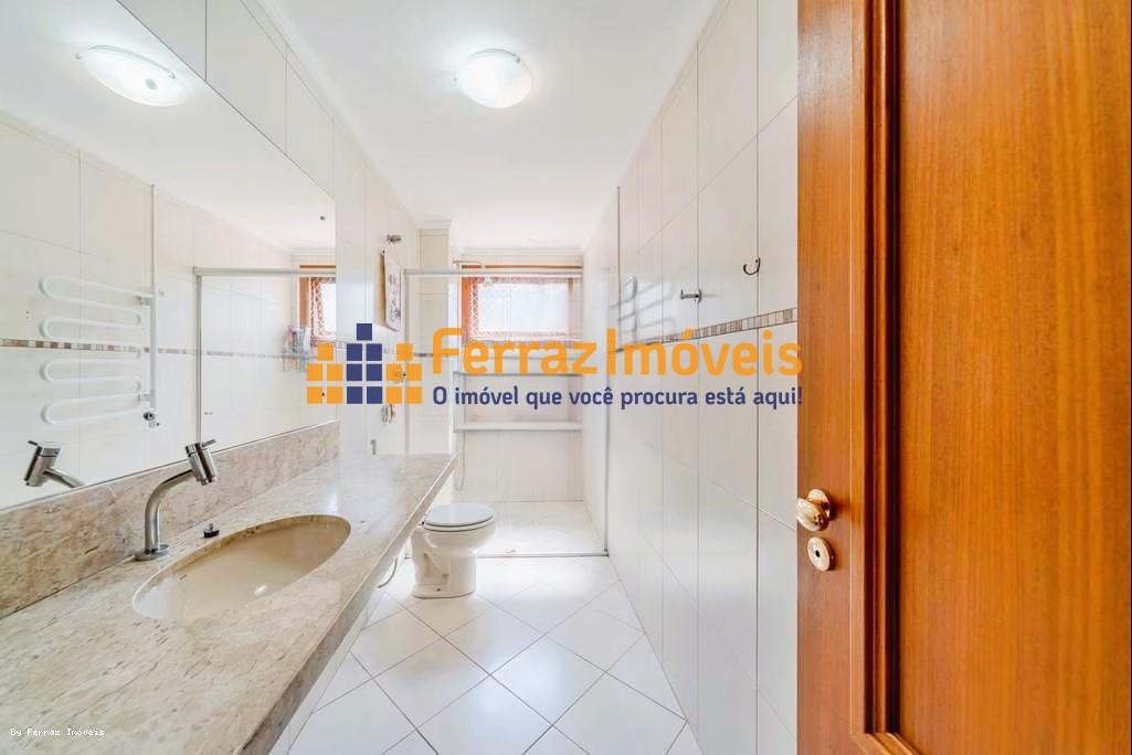 Apartamento à venda com 3 quartos, 154m² - Foto 18
