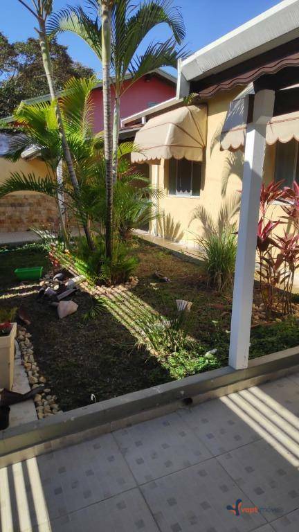 Casa de Condomínio à venda com 3 quartos, 175m² - Foto 2