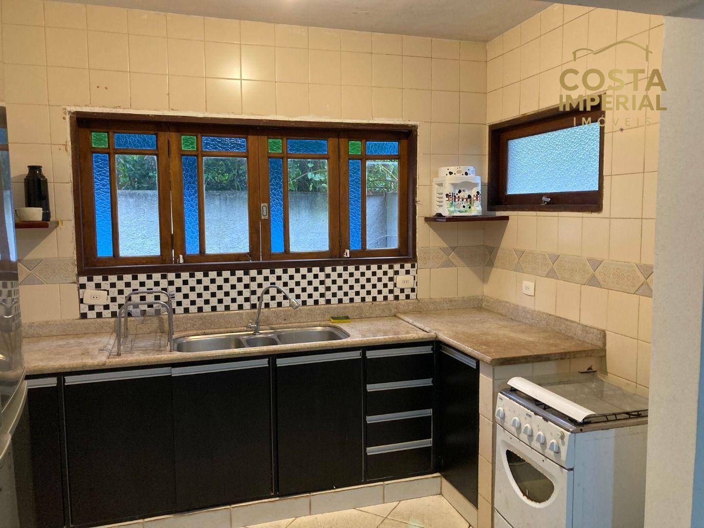 Casa à venda e aluguel com 4 quartos, 317m² - Foto 17