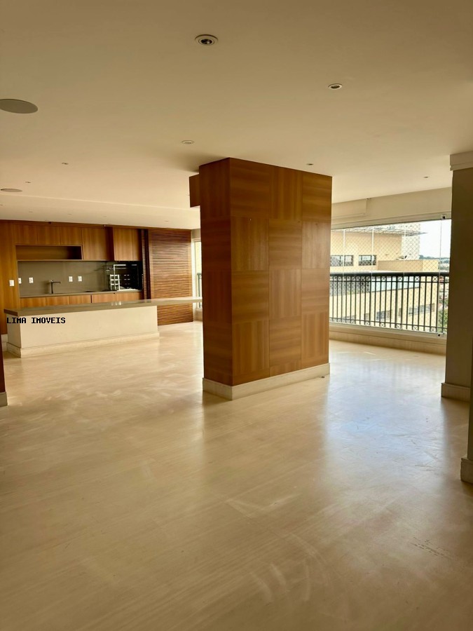 Apartamento para alugar com 3 quartos, 214m² - Foto 14