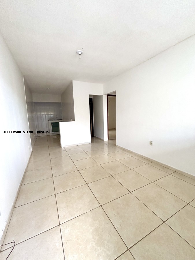 Casa à venda com 2 quartos, 56m² - Foto 4
