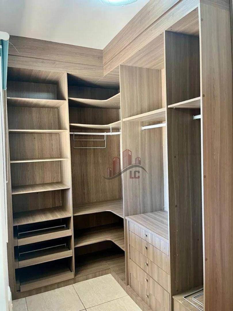 Apartamento à venda com 1 quarto, 42m² - Foto 11