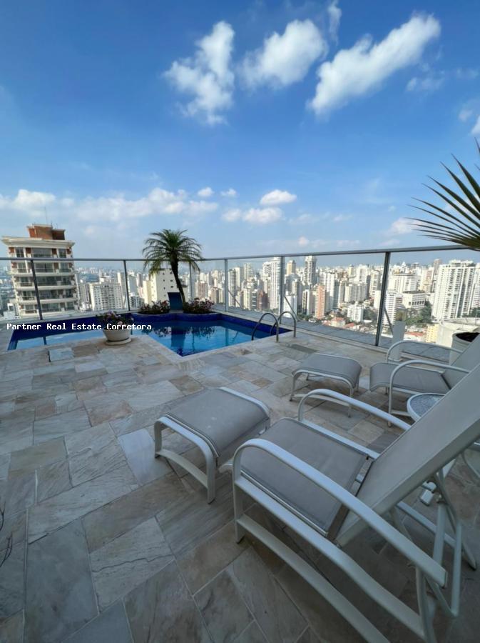 Cobertura à venda com 4 quartos, 350m² - Foto 1