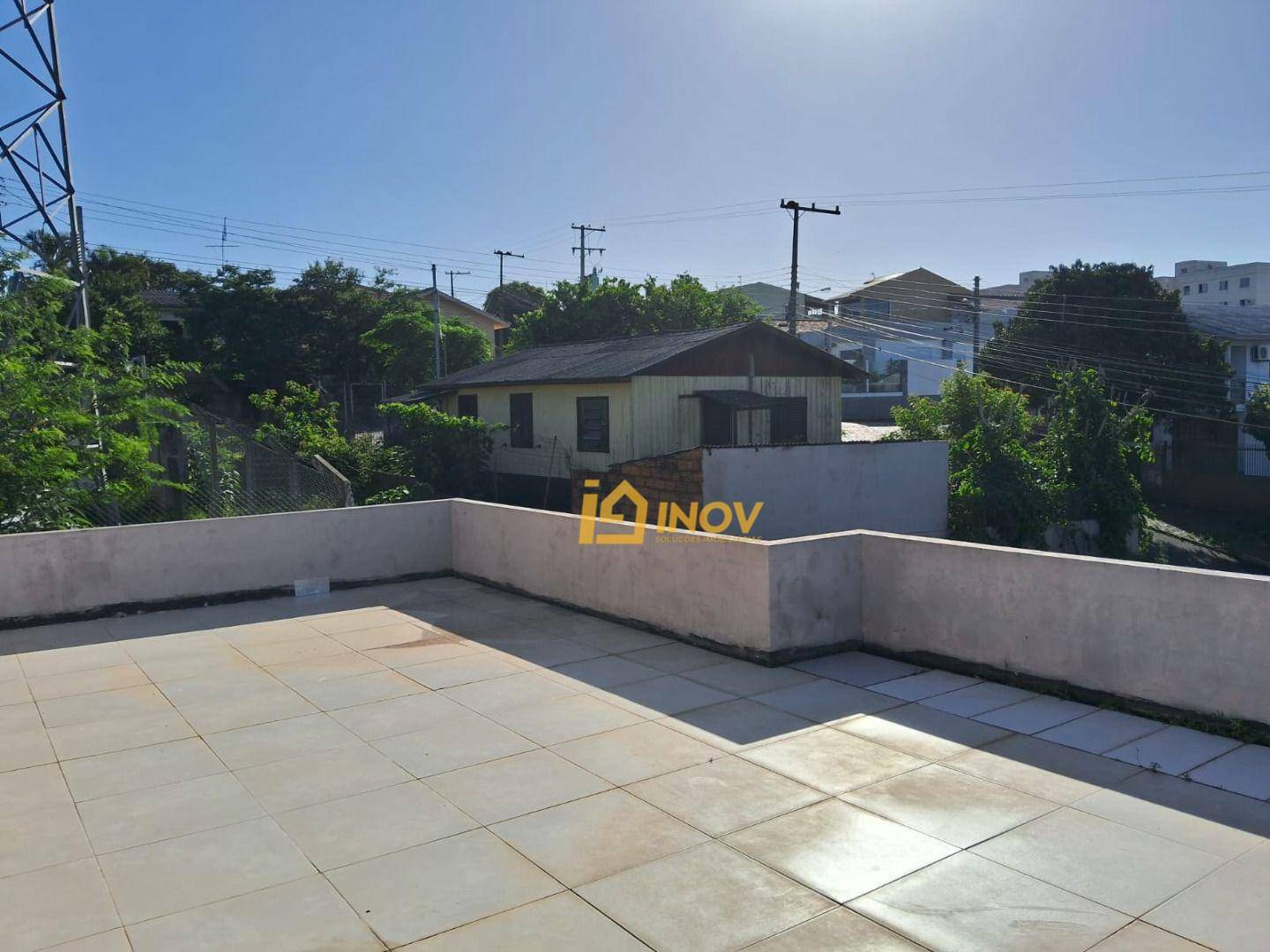 Casa à venda e aluguel com 3 quartos, 1m² - Foto 5