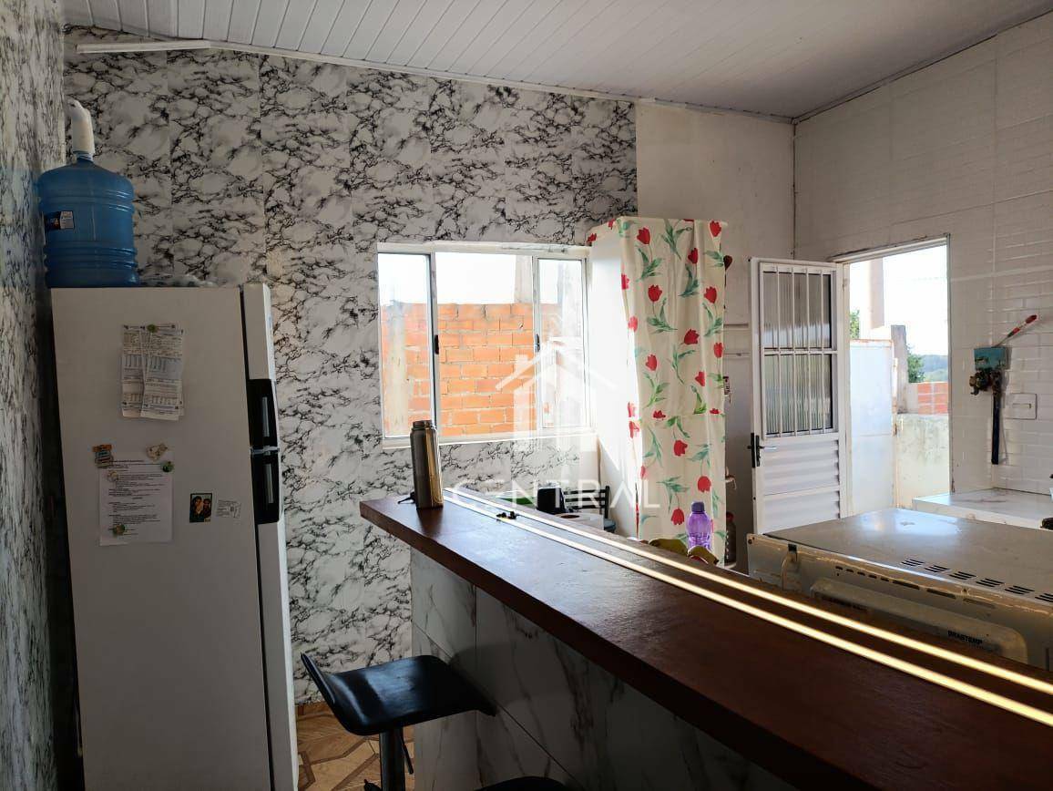 Casa à venda com 3 quartos, 127m² - Foto 4