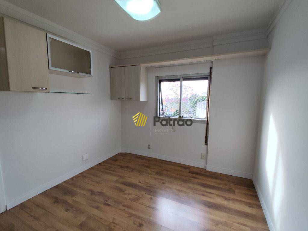 Apartamento para alugar com 3 quartos, 140m² - Foto 16