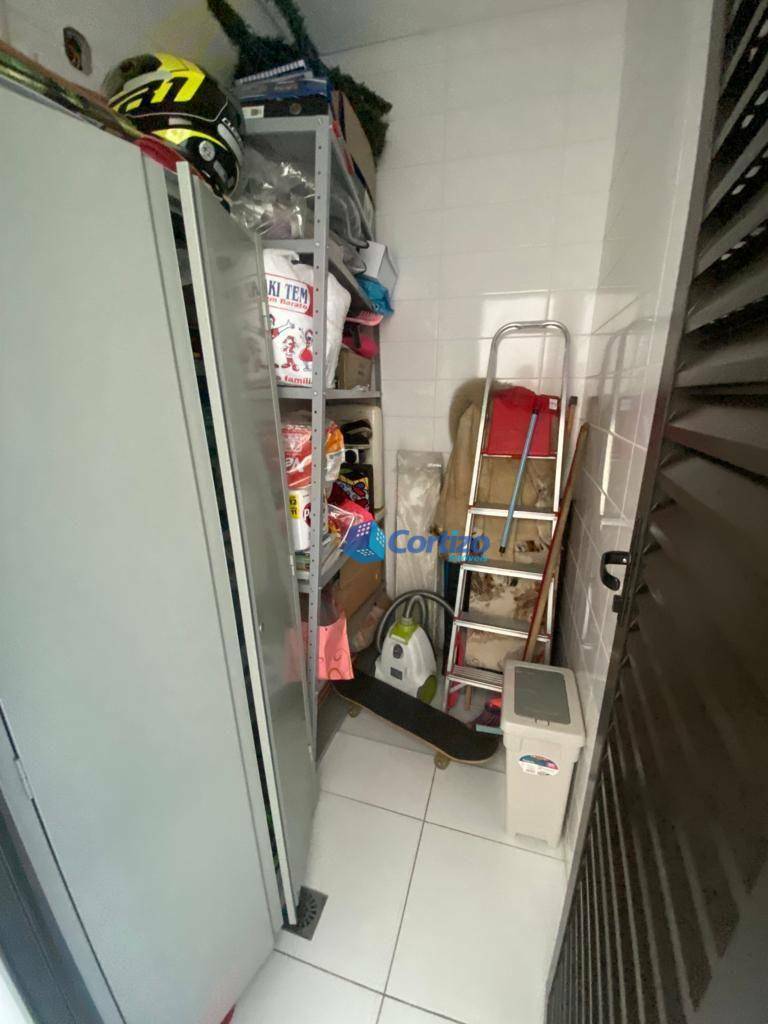 Apartamento à venda com 4 quartos, 211m² - Foto 22