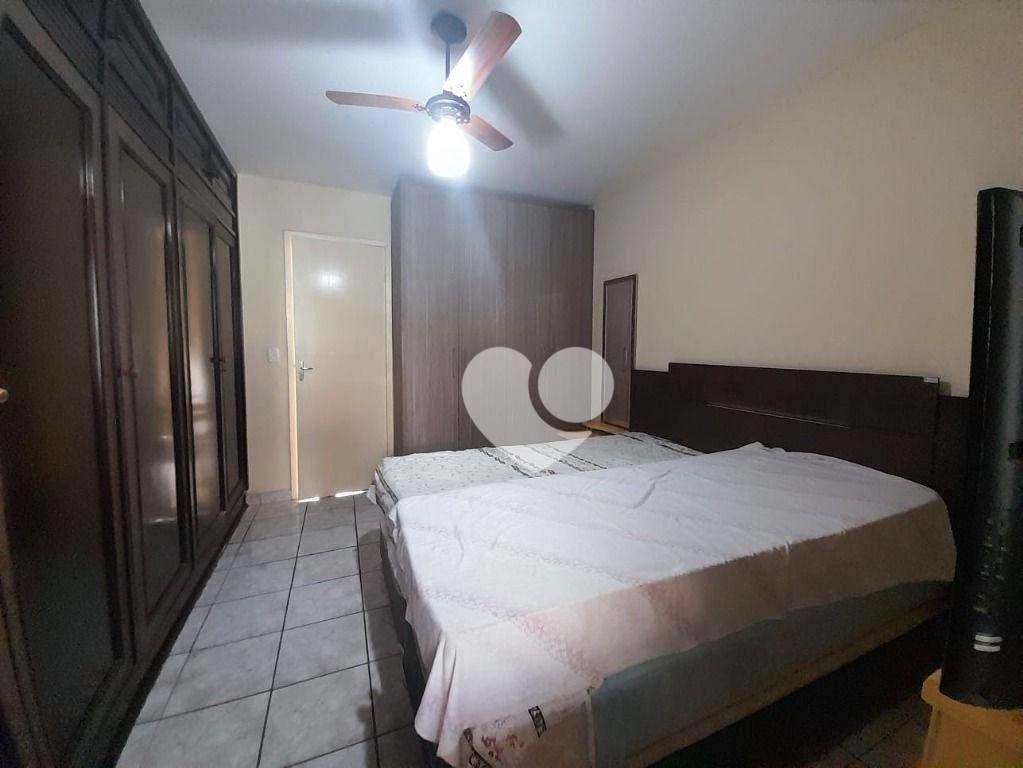 Casa à venda com 1 quarto, 75m² - Foto 11