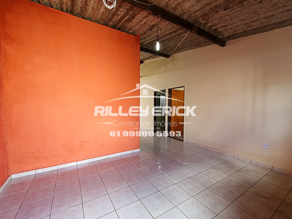 Casa à venda com 3 quartos, 90m² - Foto 2
